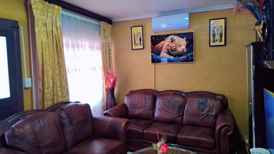 2 Bedroom Property for Sale in Mdantsane Eastern Cape